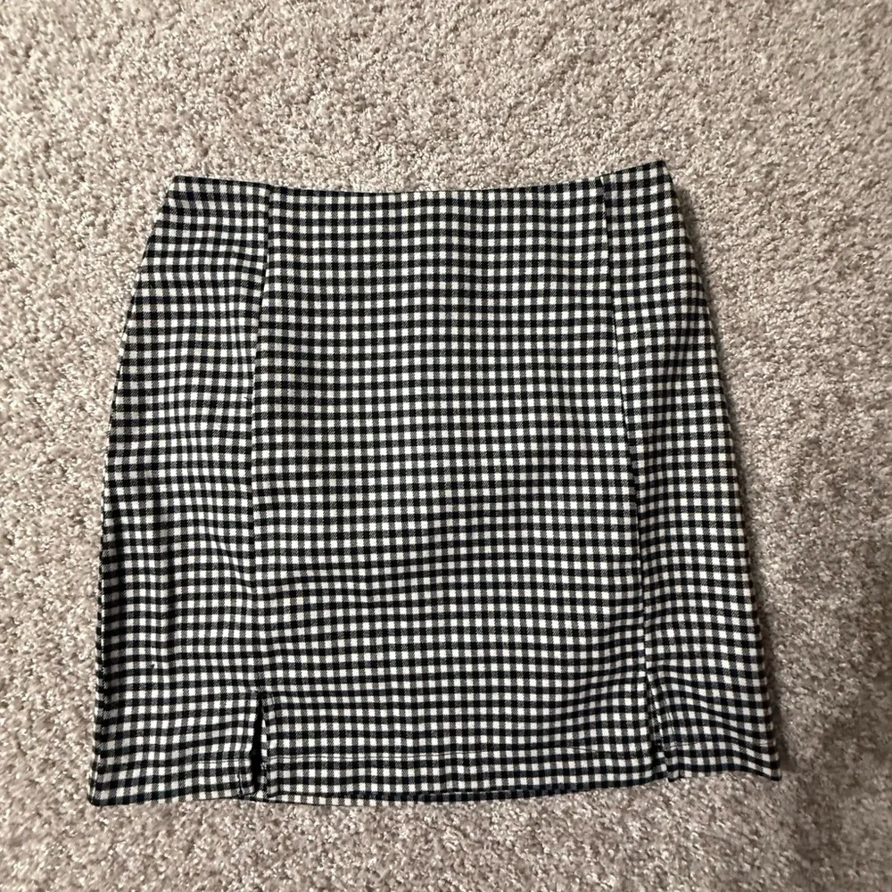 Black & White Micro Gingham Mini Skirt – Y2K Rachel Green Aesthetic